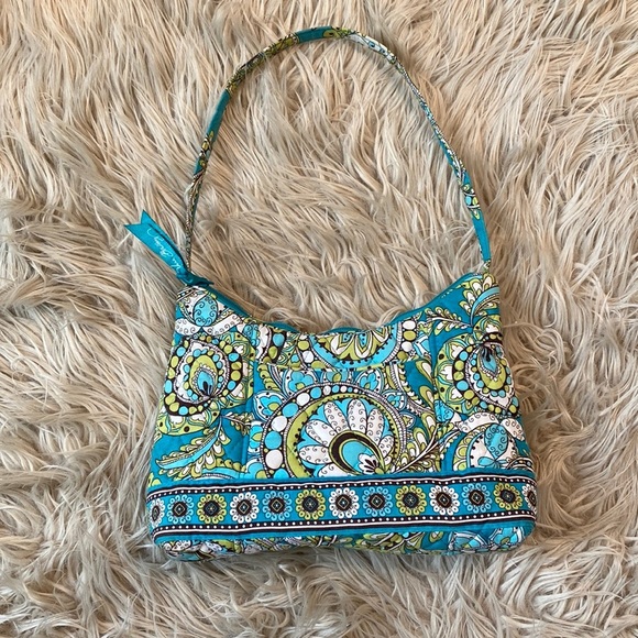 Vera Bradley Handbags - VERA Bradley Retired Peacock Pattern Small Handbag